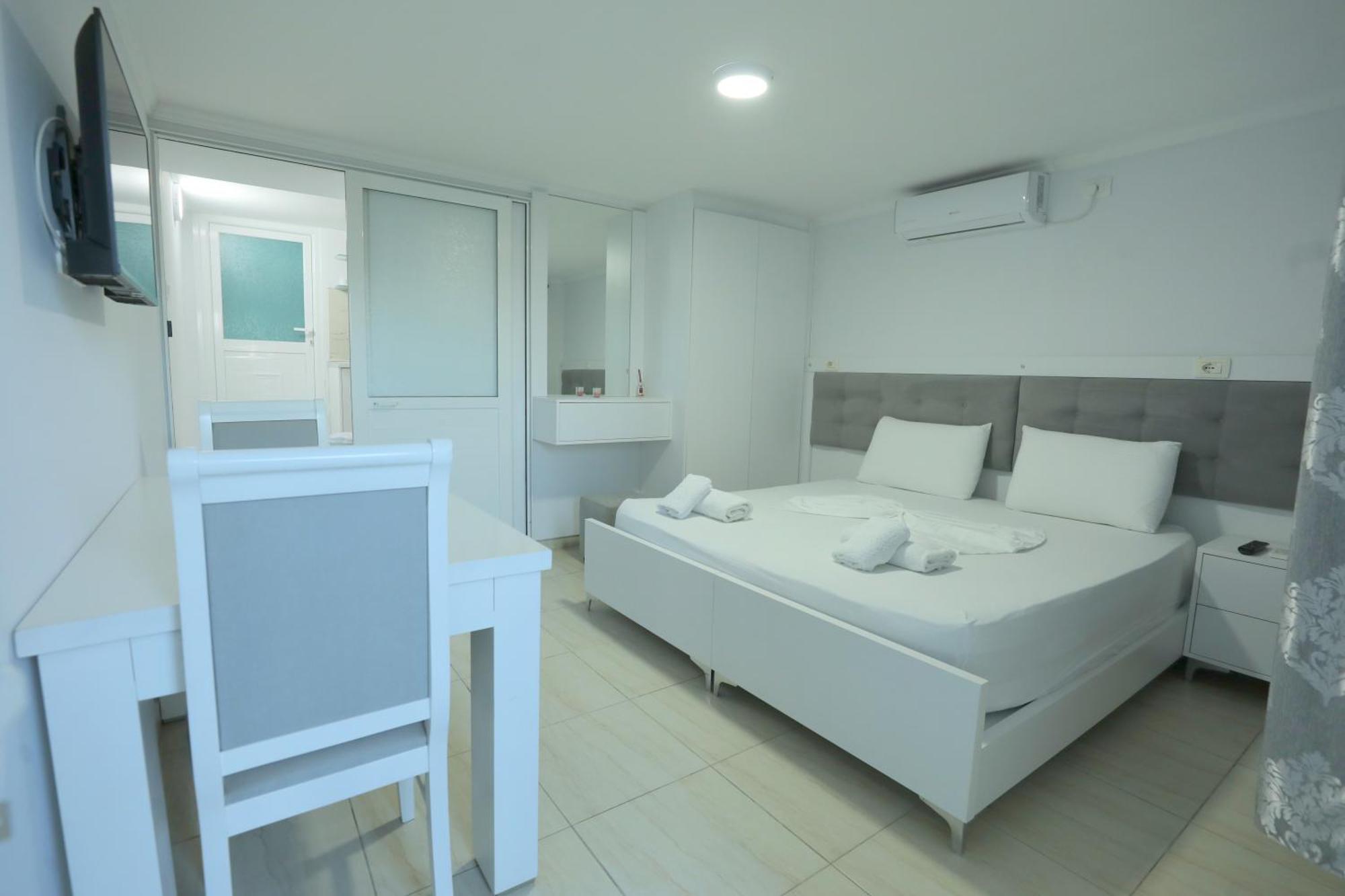 Villa Kevin'S Saranda Dış mekan fotoğraf